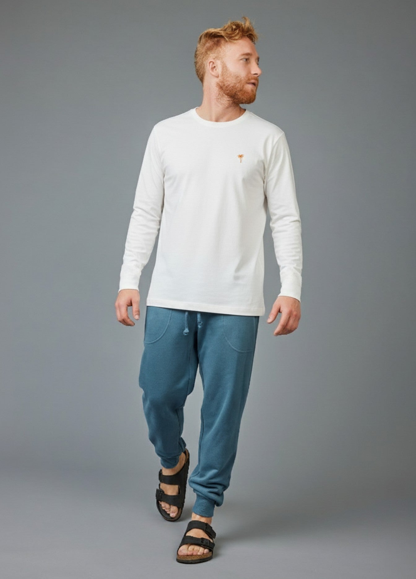 WHITE LONGSLEEVE